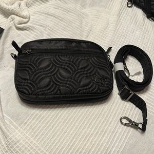 LUG super coupe in black